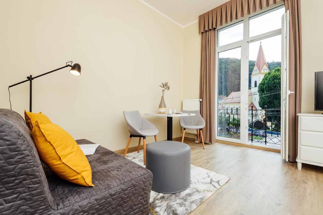 Apartmanovy Dom Grand - Contactless Check In Trencianske Teplice Bagian luar foto